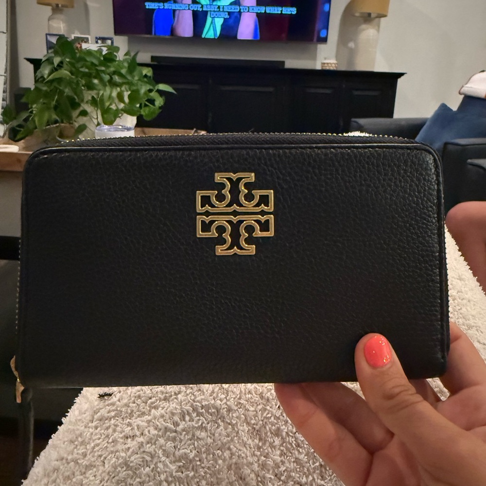 Tory Burch Black Wallet with Gold Logo